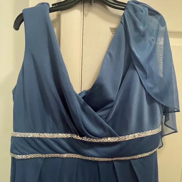 Womens R&M Richards Capelet Rhinestone Waisted Pleated Gown - Picture 6 of 16